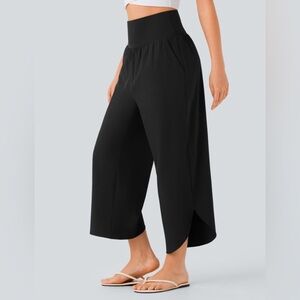 HALARA NWTBREEZFUL PANTS SPLIT HEM SIZE SMALL BLACK